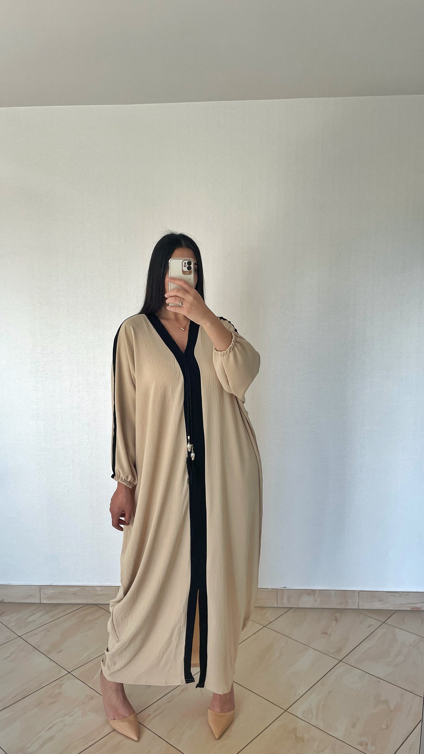 Abaya sable